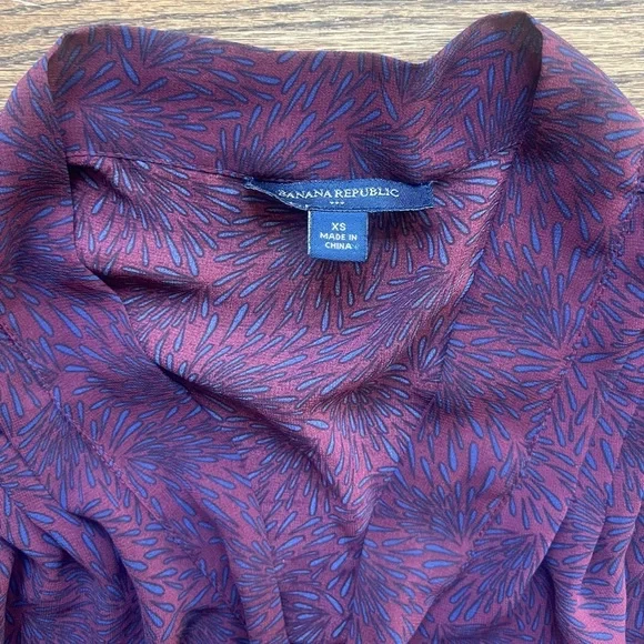 Banana Republic Burgundy Blouse Elegant Top - Picture 2 of 6